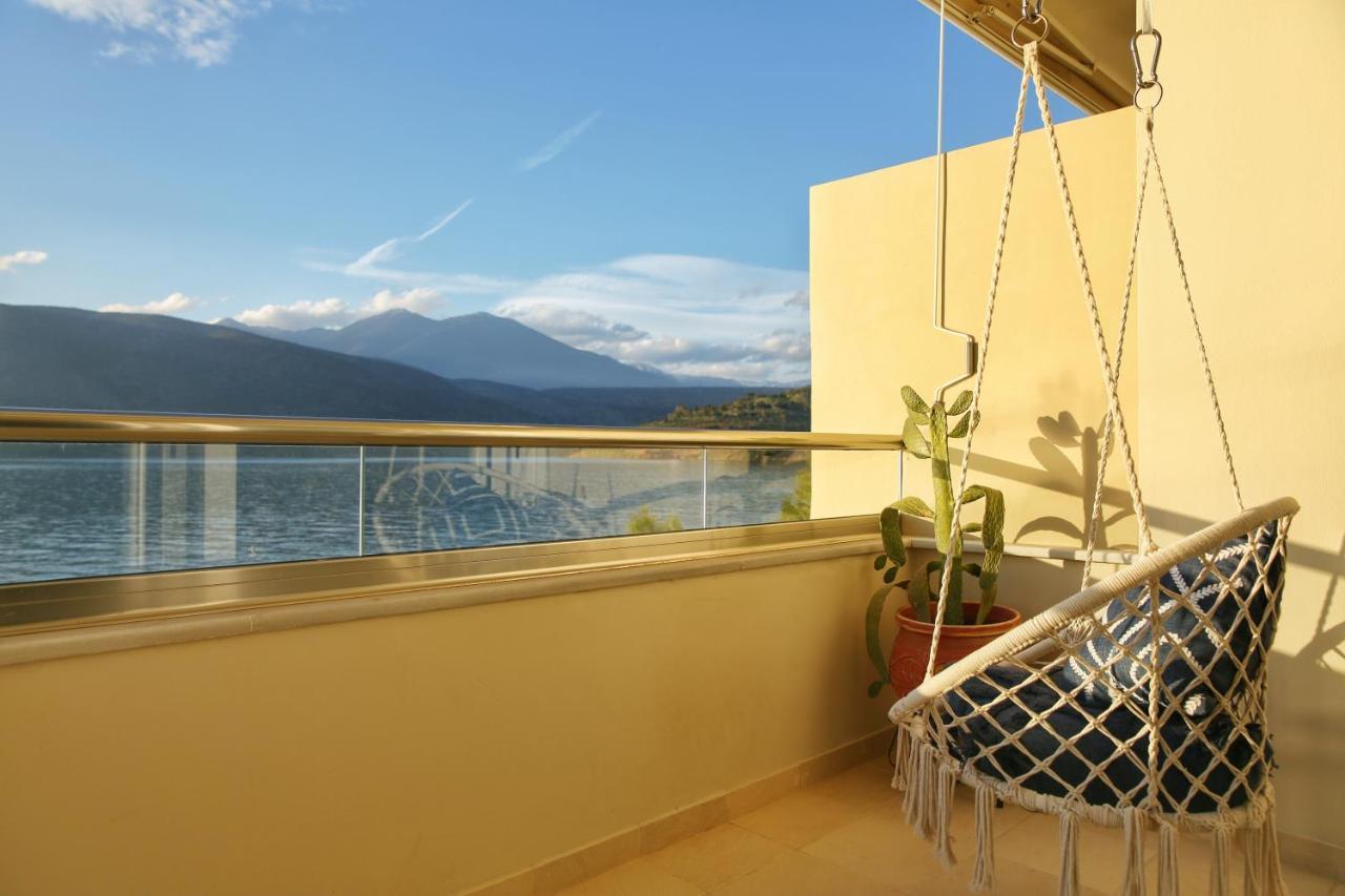 Boho Beach House In Itea-Delphi Exterior photo